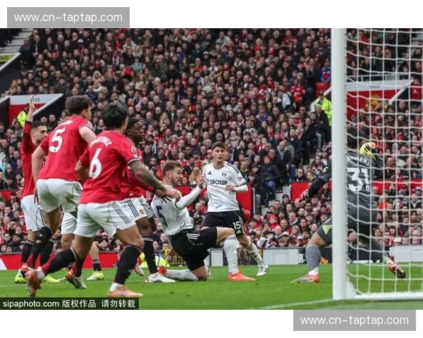 舍什科替补登场补时绝平 曼联客场惊险逼平西汉姆联